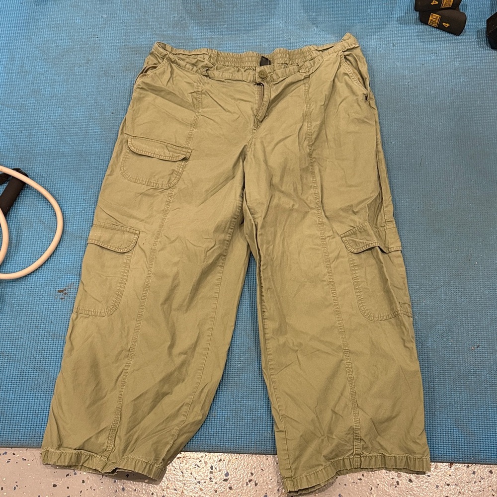 Wild Fable Women's Cargo Pants - Light Olive